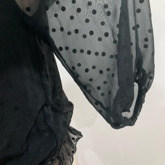 BCX black polka dot silky off shoulder top - Picture 5 of 10